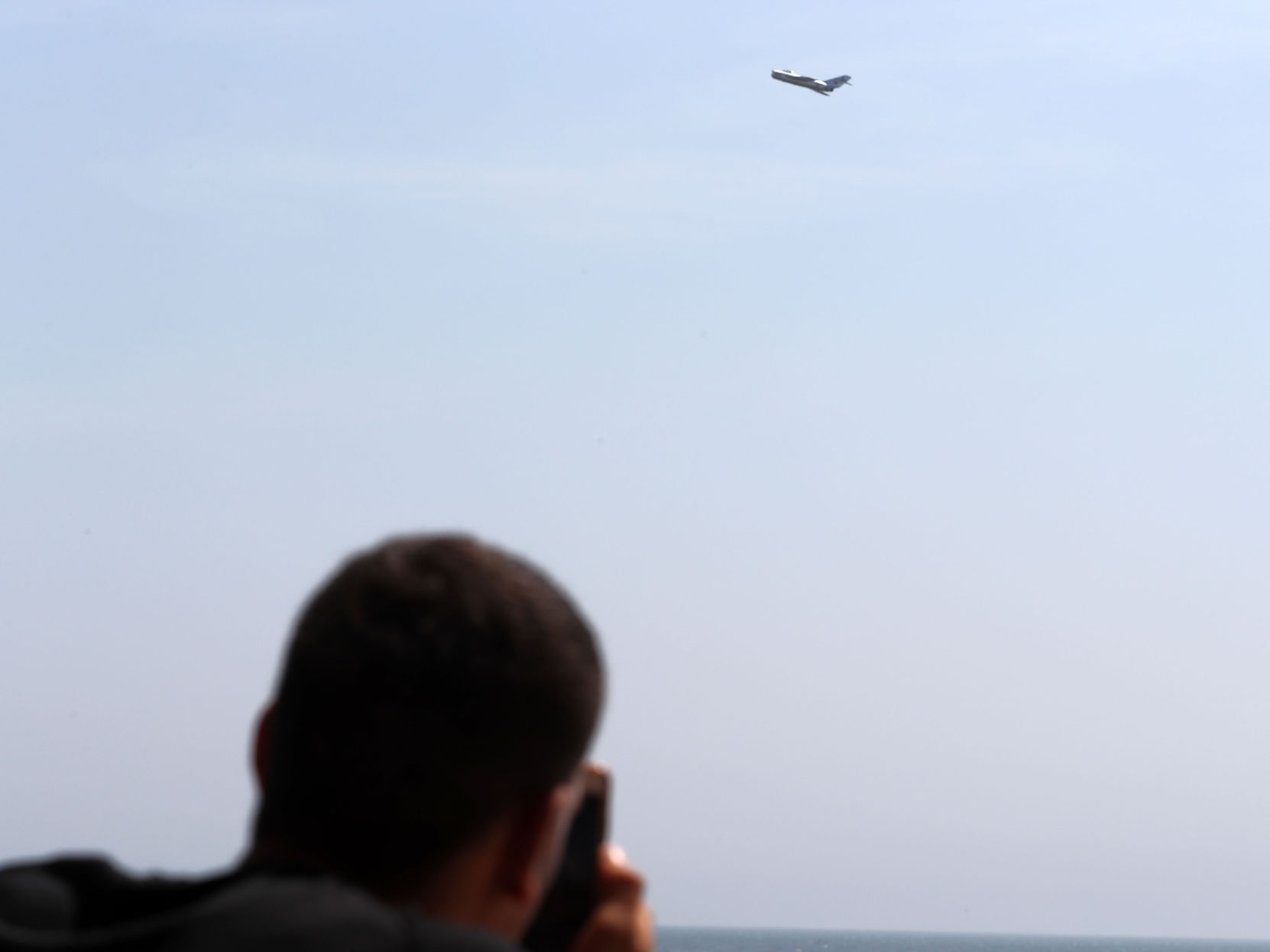 Planes practice before Airshow in AC